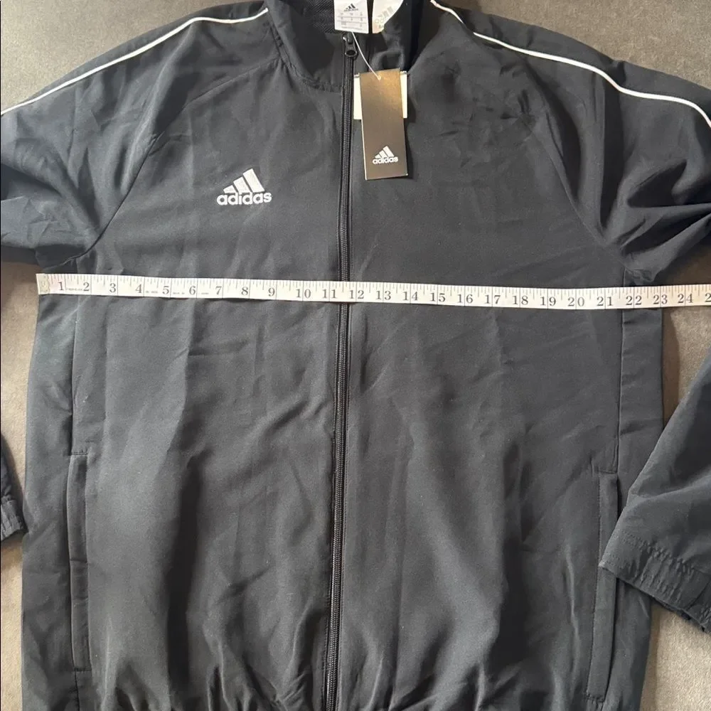 Adidas Men’s Full Zip Black Athletic Jacket Lightweight Size M RARE SAMPLE NEW